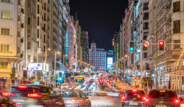 Madrid,,Spain,-,February,23,,2018:,Motion,Blurred,People,And